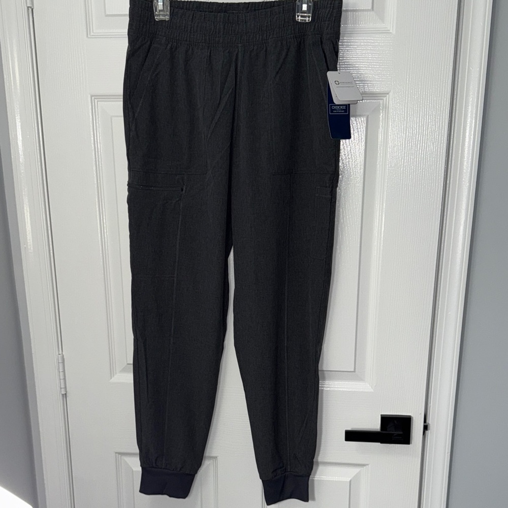 Cherokee Charcoal Jogger Scrubs
